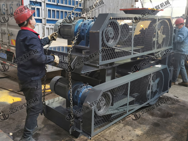 齒輥破碎機(jī)作為工業(yè)破碎生產(chǎn)線的重要破碎設(shè)備，所具有行業(yè)優(yōu)勢有哪些呢？