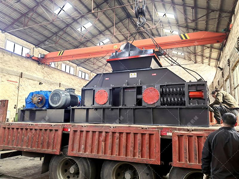 2PG1208型對輥破碎機 大型破碎機發往山東