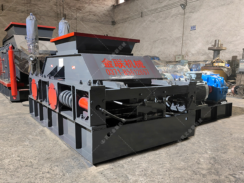 2PGC900X900雙齒輥破碎機(jī)發(fā)貨圖片_發(fā)往內(nèi)蒙古烏海_粉碎煤