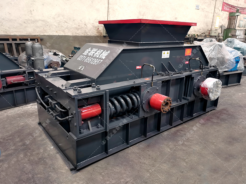 2PG800X600中型對(duì)輥破碎機(jī)發(fā)貨圖片_發(fā)往四川瀘州_破碎瓜子石