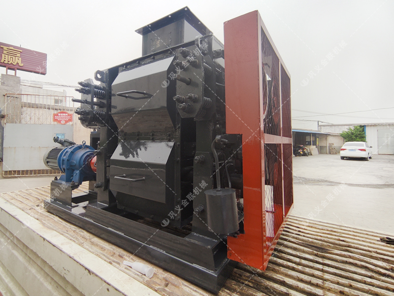 4PG0404小型四輥破碎機(jī)發(fā)貨圖片_發(fā)往新疆阿克蘇_破碎石英石