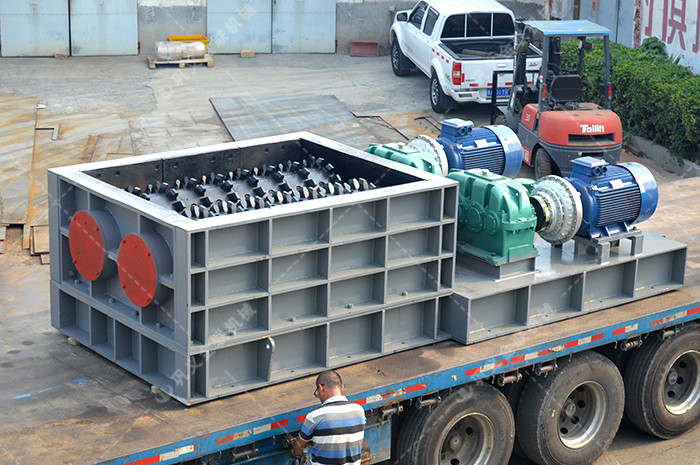 強力雙齒輥破碎機-大型狼牙輥破碎機-分級齒輥式破碎機結構特點 強力雙齒輥破碎機-大型狼牙輥破碎機-分級齒輥式破碎機結構特點