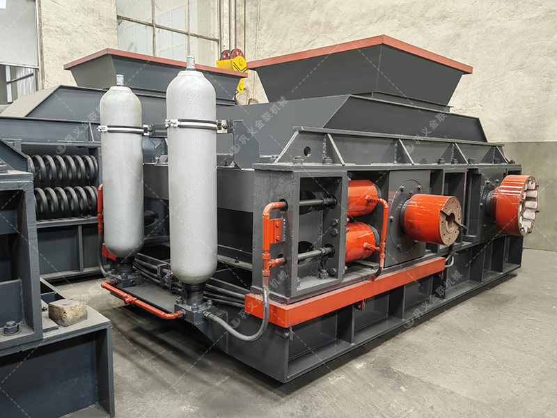 時產(chǎn)80-100噸液壓對輥破碎機用哪個型號,多少錢一臺?