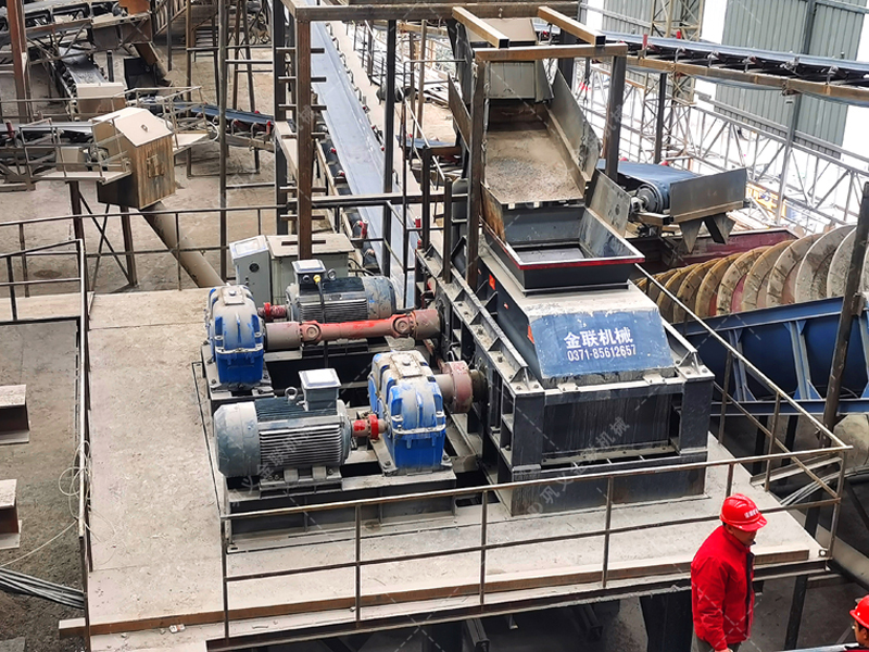 干混砂漿品質(zhì)不穩(wěn)定？對輥制砂機(jī)助你打造質(zhì)優(yōu)砂漿！