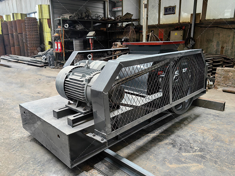 選煤廠為何鐘情雙齒輥破碎機？操作時要注意啥？