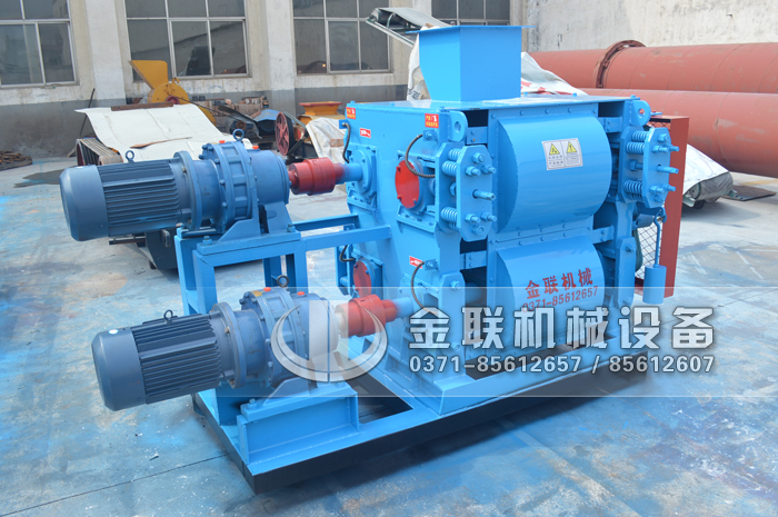 四輥破碎機保養的小訣竅